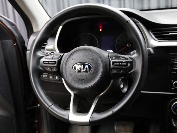 Kia Rio IV Рестайлинг с пробегом 2021 года, цена 1 749 000 рублей, 34000 км, седан, Автокод Объявления