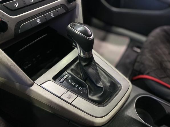 Hyundai Elantra VI (AD) с пробегом 2017 года, цена 1 509 900 рублей, 130000 км, седан, Автокод Объявления