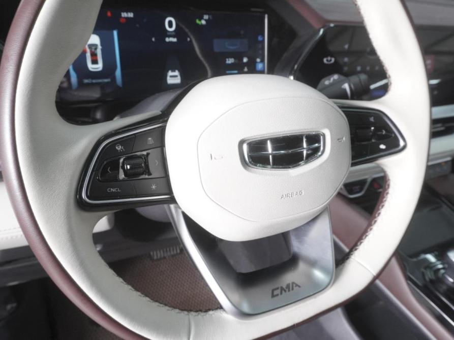 Geely Monjaro I Ростов-на-Дону  - изображение 14
