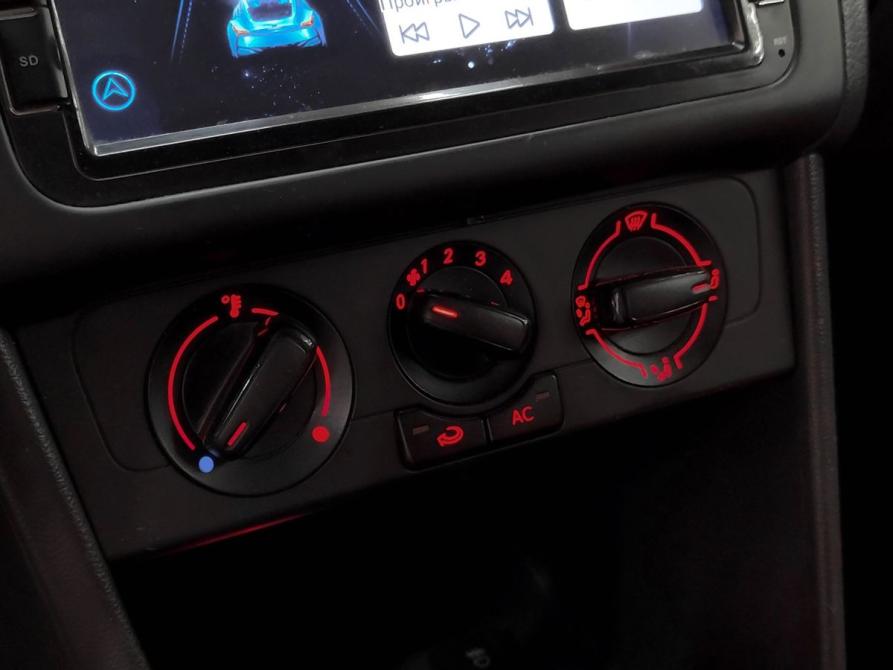 Volkswagen Polo V Тула  - изображение 9