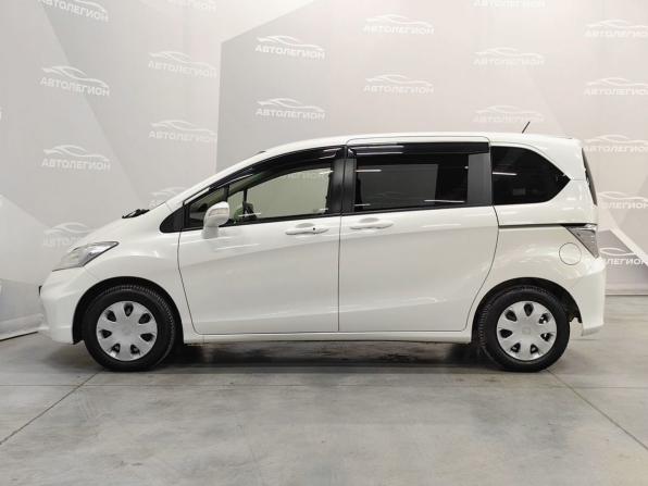 Honda Freed I Рестайлинг с пробегом 2013 года, цена 1 150 000 рублей, 170704 км, компактвэн, Автокод Объявления