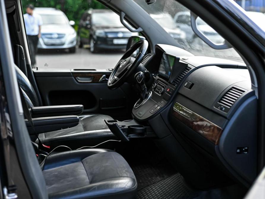 Volkswagen Multivan T5 Рестайлинг Санкт-Петербург  - изображение 13