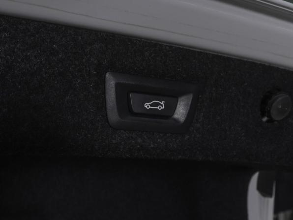 BMW 5 серии VII (G30/G31/G38) Рестайлинг с пробегом 2020 года, цена 4 462 500 рублей, 83961 км, седан, Автокод Объявления