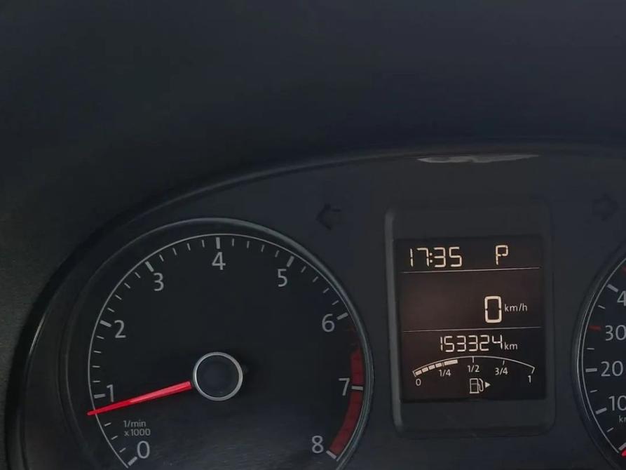Volkswagen Polo V Рестайлинг Санкт-Петербург  - изображение 11