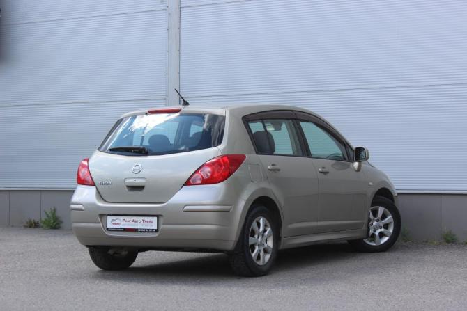 Nissan Tiida I с пробегом 2010 года, цена 617 000 рублей, 280317 км, хэтчбек, Автокод Объявления