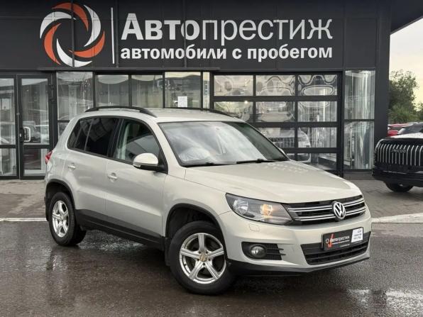 Volkswagen Tiguan I Рестайлинг с пробегом 2011 года, цена 915 000 рублей, 234323 км, внедорожник, Автокод Объявления