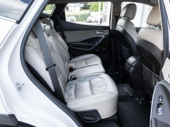 Hyundai Santa Fe III Рестайлинг с пробегом 2017 года, цена 2 249 000 рублей, 145294 км, внедорожник, Автокод Объявления