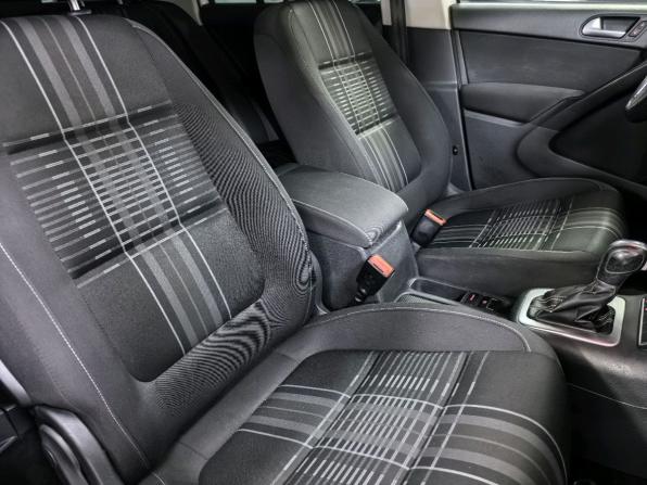 Volkswagen Tiguan I Рестайлинг с пробегом 2015 года, цена 1 180 000 рублей, 207967 км, внедорожник, Автокод Объявления