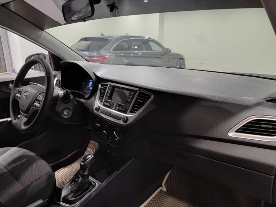 Hyundai Solaris II Казань  - изображение 13