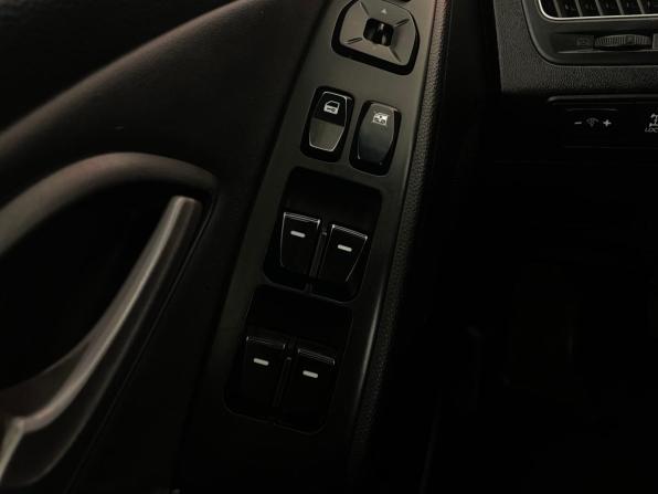 Hyundai ix35 I с пробегом 2011 года, цена 820 000 рублей, 355932 км, внедорожник, Автокод Объявления