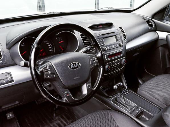 Kia Sorento II Рестайлинг с пробегом 2013 года, цена 1 715 000 рублей, 138000 км, внедорожник, Автокод Объявления