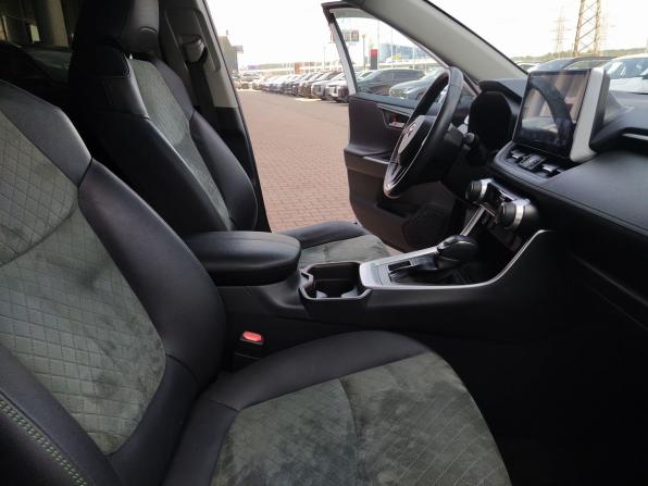 Toyota RAV4 V (XA50) с пробегом 2023 года, цена 3 625 000 рублей, 24100 км, внедорожник, Автокод Объявления