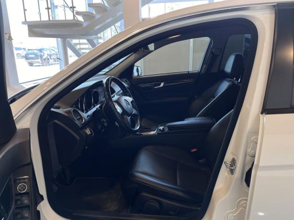 Mercedes-Benz C-Класс III (W204) Рестайлинг с пробегом 2011 года, цена 1 500 000 рублей, 142550 км, седан, Автокод Объявления