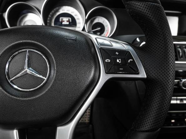 Mercedes-Benz C-Класс III (W204) Рестайлинг с пробегом 2012 года, цена 1 320 000 рублей, 272999 км, седан, Автокод Объявления