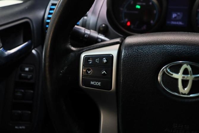 Toyota Land Cruiser Prado 150 Series с пробегом 2010 года, цена 2 599 000 рублей, 266424 км, внедорожник, Автокод Объявления