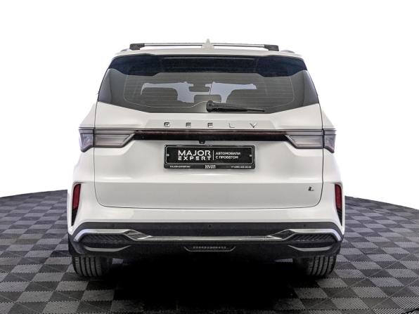 Geely Jiaji I Рестайлинг с пробегом 2024 года, цена 2 700 000 рублей, 9565 км, минивэн, Автокод Объявления