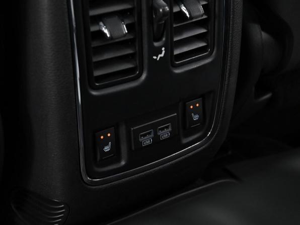 Jeep Grand Cherokee IV (WK2) Рестайлинг с пробегом 2015 года, цена 2 349 000 рублей, 228000 км, внедорожник, Автокод Объявления