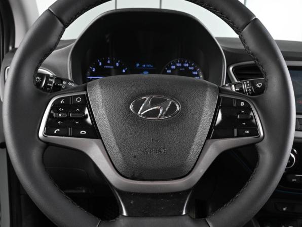 Hyundai Solaris II с пробегом 2017 года, цена 1 249 000 рублей, 142096 км, седан, Автокод Объявления