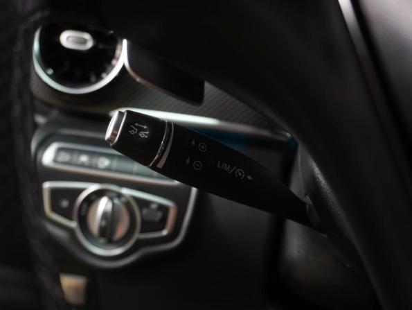 Mercedes-Benz V-Класс III (W447) Рестайлинг с пробегом 2019 года, цена 4 999 000 рублей, 131297 км, минивэн, Автокод Объявления