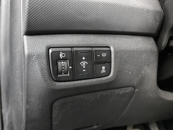 Hyundai Creta I Рестайлинг с пробегом 2021 года, цена 1 535 000 рублей, 216035 км, внедорожник, Автокод Объявления