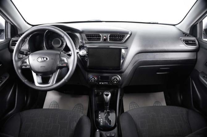 Kia Rio III с пробегом 2013 года, цена 699 000 рублей, 232102 км, седан, Автокод Объявления