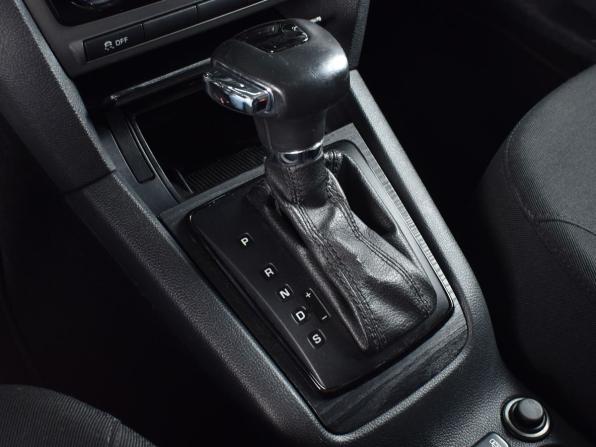 Skoda Octavia II (A5) Рестайлинг с пробегом 2010 года, цена 825 995 рублей, 283335 км, лифтбек, Автокод Объявления