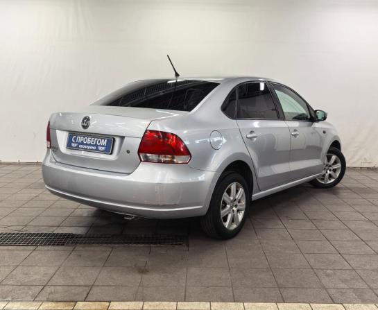 Volkswagen Polo V с пробегом 2013 года, цена 550 000 рублей, 220000 км, седан, Автокод Объявления