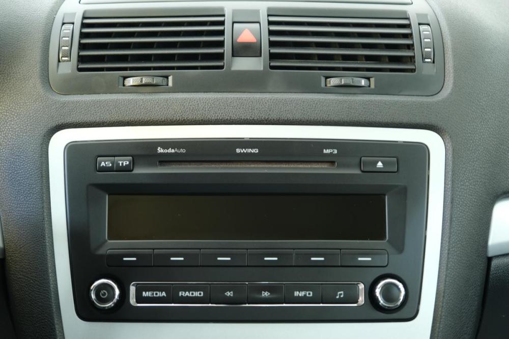 Skoda Octavia II (A5) Рестайлинг Омск  - изображение 13