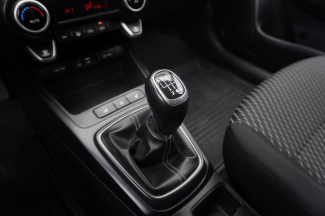 Kia Rio IV с пробегом 2017 года, цена 1 299 000 рублей, 100788 км, седан, Автокод Объявления