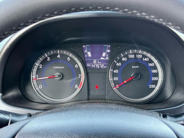 Hyundai Solaris I с пробегом 2014 года, цена 899 000 рублей, 147572 км, седан, Автокод Объявления