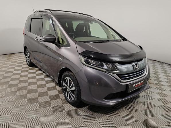 Honda Freed II с пробегом 2017 года, цена 1 135 000 рублей, 206611 км, компактвэн, Автокод Объявления