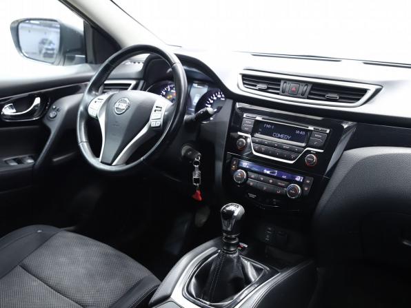 Nissan Qashqai II с пробегом 2014 года, цена 990 000 рублей, 216227 км, внедорожник, Автокод Объявления