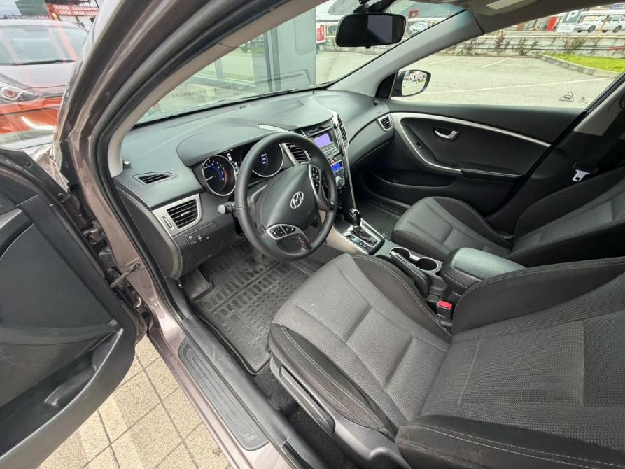Hyundai i30 II Владикавказ  - изображение 10