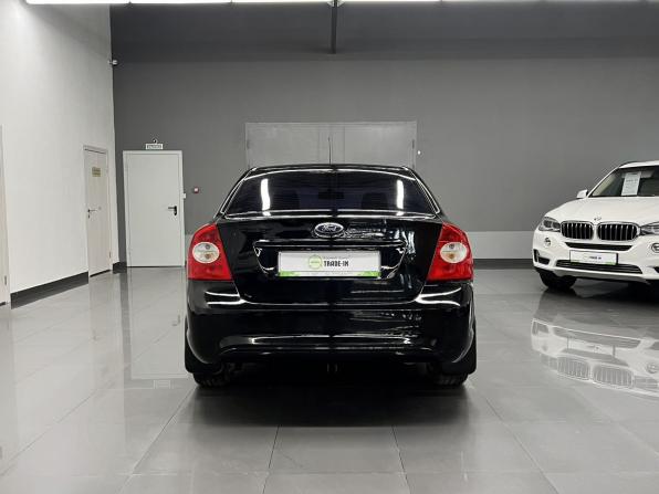 Ford Focus II Рестайлинг с пробегом 2010 года, цена 695 000 рублей, 109364 км, седан, Автокод Объявления