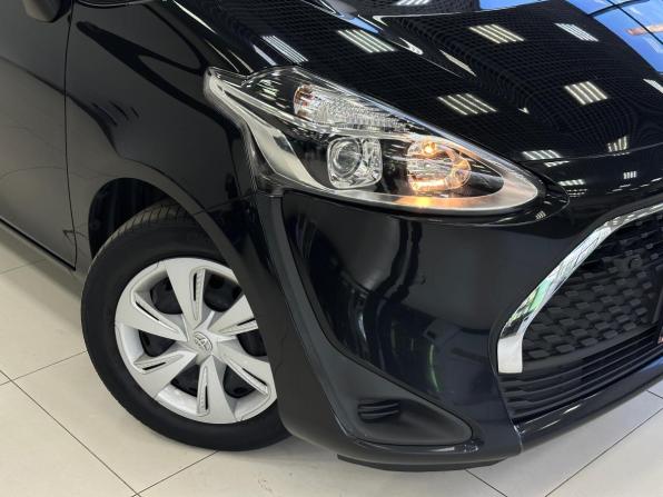 Toyota Sienta II Рестайлинг с пробегом 2022 года, цена 1 740 000 рублей, 77076 км, минивэн, Автокод Объявления