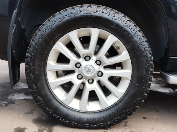 Toyota Land Cruiser Prado 150 Series Рестайлинг 1 с пробегом 2016 года, цена 4 000 000 рублей, 134001 км, внедорожник, Автокод Объявления