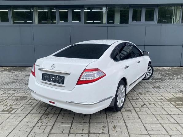 Nissan Teana II Рестайлинг с пробегом 2012 года, цена 1 049 000 рублей, 300000 км, седан, Автокод Объявления