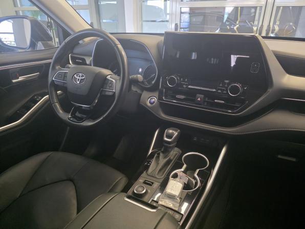 Toyota Highlander IV (XU70) с пробегом 2023 года, цена 5 130 000 рублей, 37647 км, внедорожник, Автокод Объявления