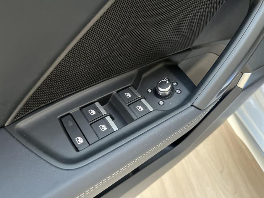 Audi A3 IV (8Y) Рестайлинг Санкт-Петербург  - изображение 15