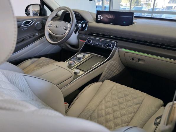 Genesis GV80 I с пробегом 2022 года, цена 7 900 000 рублей, 59800 км, внедорожник, Автокод Объявления