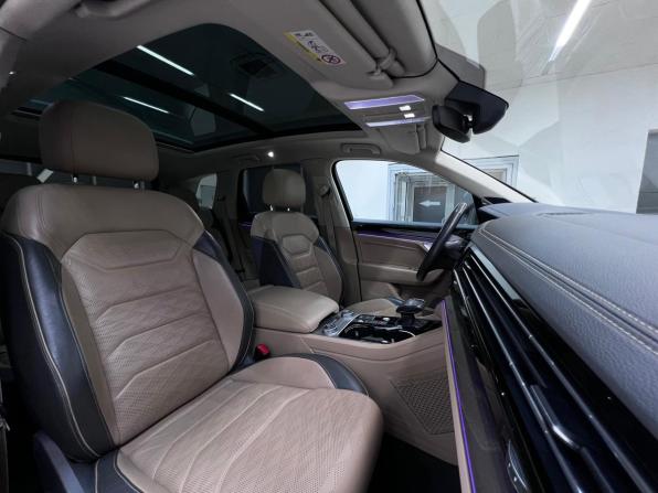 Volkswagen Touareg III с пробегом 2020 года, цена 4 500 000 рублей, 128256 км, внедорожник, Автокод Объявления
