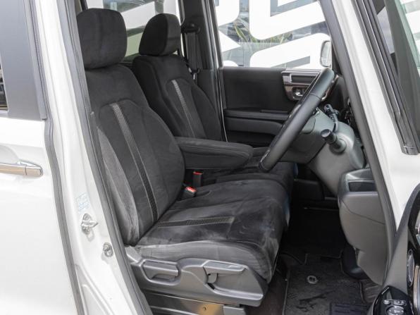 Honda N-BOX II с пробегом 2018 года, цена 950 000 рублей, 86399 км, микровэн, Автокод Объявления