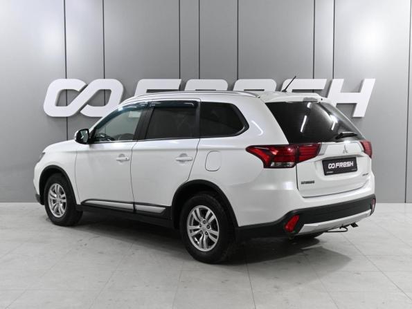 Mitsubishi Outlander III Рестайлинг 2 с пробегом 2016 года, цена 1 789 000 рублей, 98741 км, внедорожник, Автокод Объявления