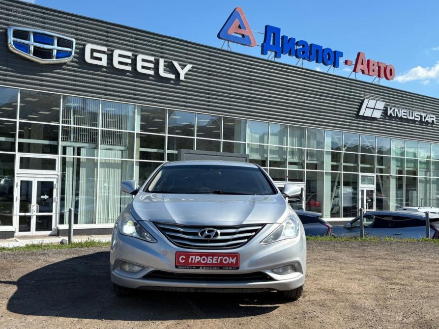 Hyundai Sonata VI (YF) Набережные Челны  - изображение 11