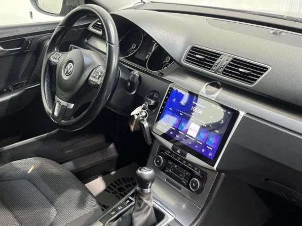Volkswagen Passat B7 с пробегом 2011 года, цена 975 000 рублей, 213221 км, седан, Автокод Объявления