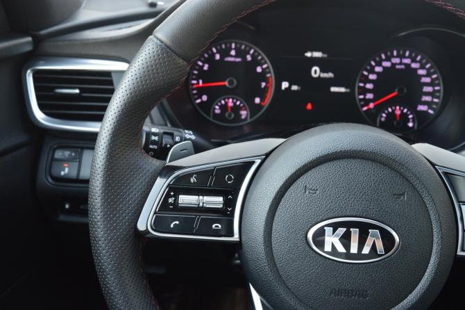 Kia Optima IV с пробегом 2018 года, цена 2 200 000 рублей, 89605 км, седан, Автокод Объявления