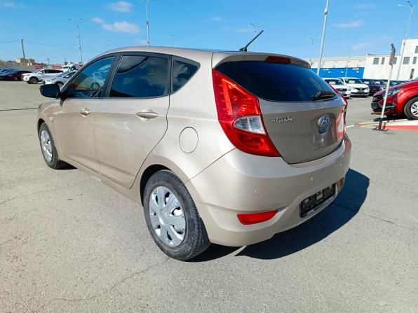 Hyundai Solaris I с пробегом 2011 года, цена 735 000 рублей, 211785 км, хэтчбек, Автокод Объявления