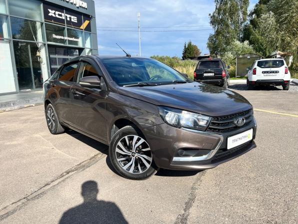 Lada (ВАЗ) Vesta I с пробегом 2018 года, цена 1 040 000 рублей, 102245 км, седан, Автокод Объявления