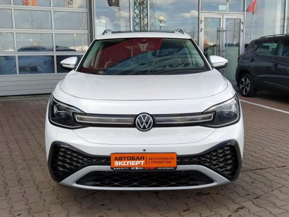 Volkswagen ID.6 с пробегом 2022 года, цена 3 100 000 рублей, 61174 км, внедорожник, Автокод Объявления