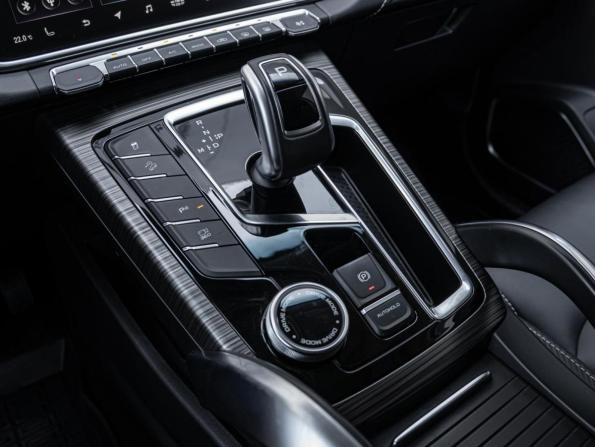 Geely Atlas Pro с пробегом 2022 года, цена 1 970 000 рублей, 57880 км, внедорожник, Автокод Объявления
